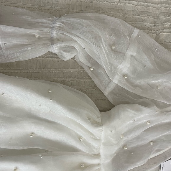 NWT Dress with pearl detail - Picture 2 of 3